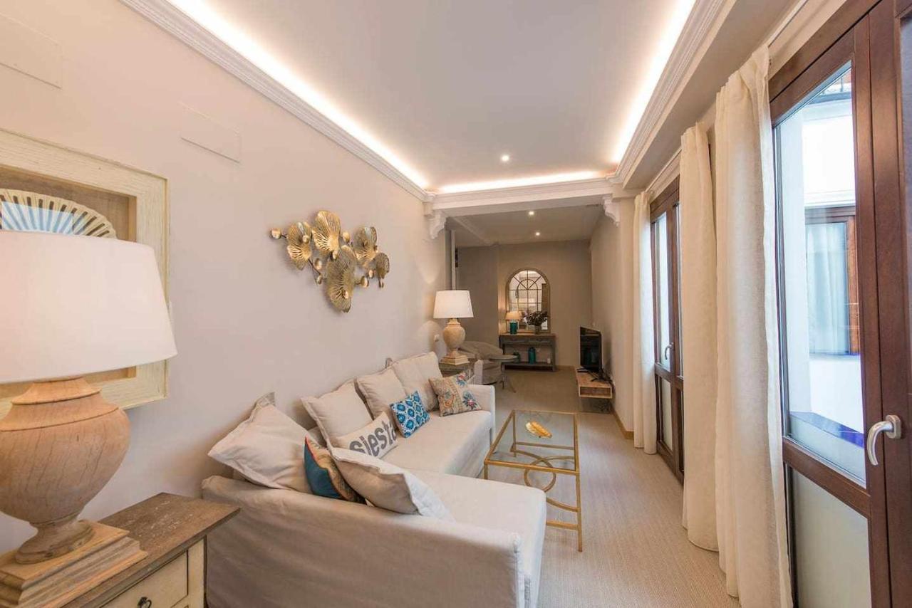 Luxe Carlos Canal Sevilla Bagian luar foto